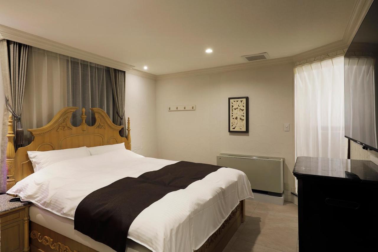 ホテルバースデー岐阜西店 Hotel Birthday Gifuwest (Adults Only) Zewnętrze zdjęcie